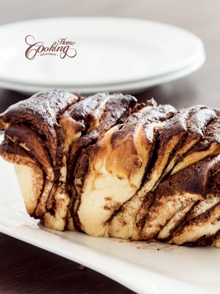 Nutella Pull Apart Bread  - closeup