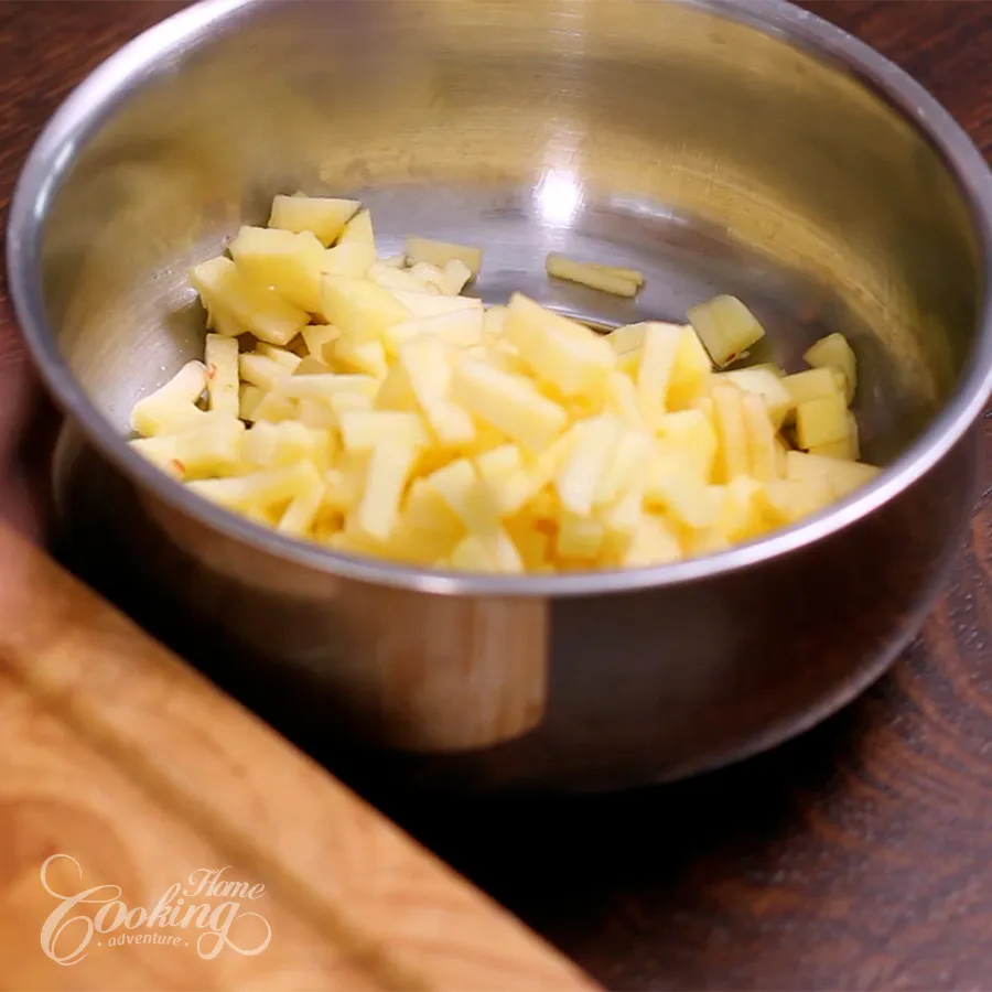 Apple French Toast Roll-Ups - step4