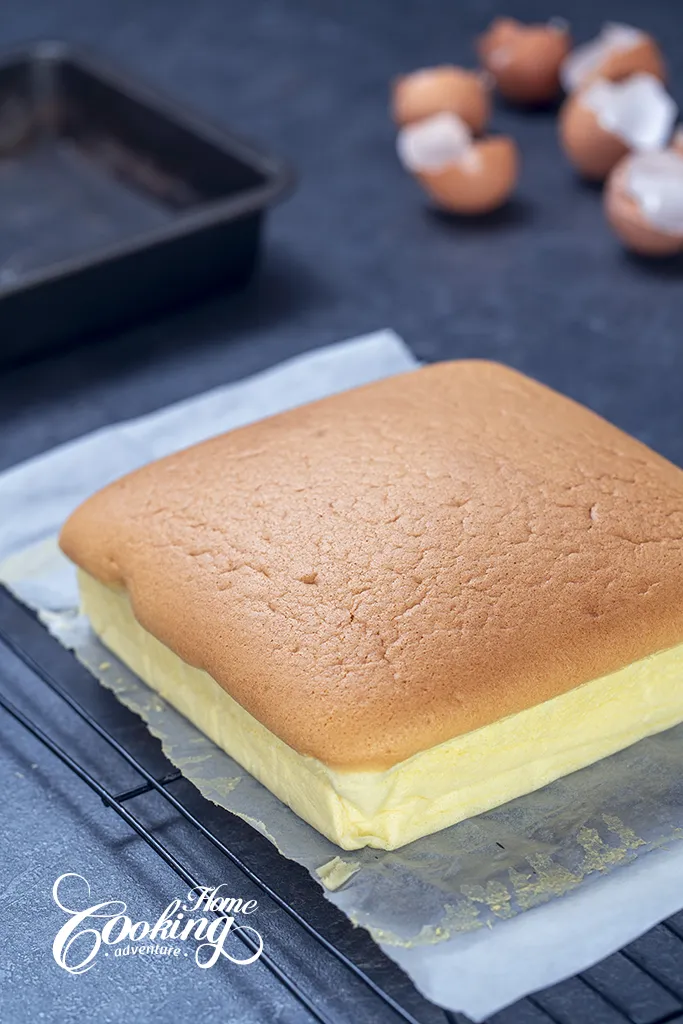 Taiwanese Castella Cake vertical image