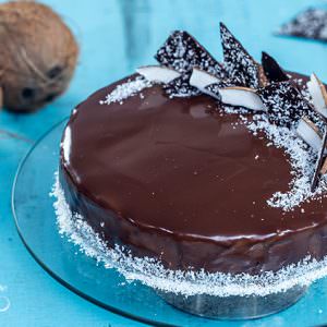 Bounty-Mousse-Kuchen – Schokoladen-Kokos-Mousse-Kuchen