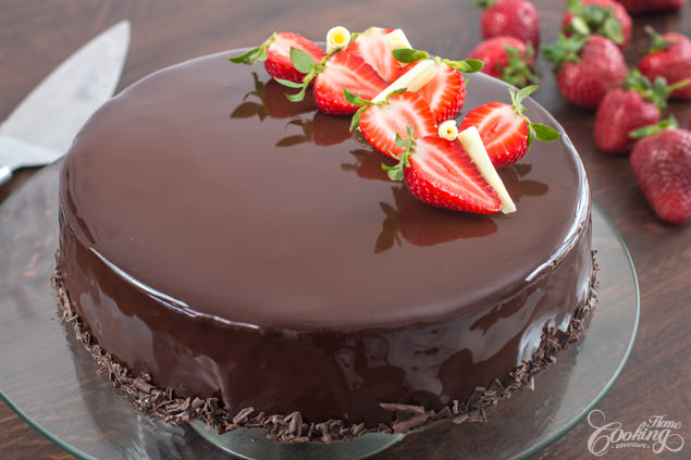 Strawberry Chocolate Mirror Cake with Strawberry Jelly