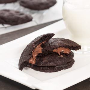 Chocolate chip cookies filled with Nutella