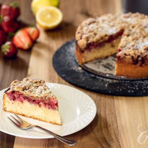 Strawberry Streusel Cake