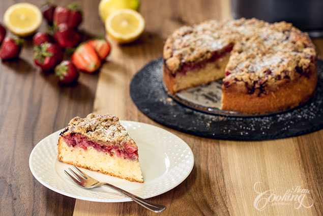 Strawberry Streusel Cake