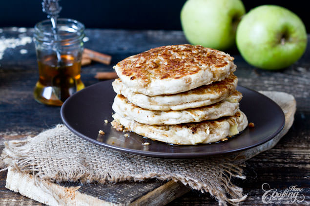 Apple Crisp Pancakes