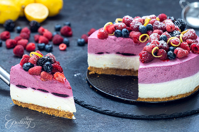 No-bake Berry Lemon Yogurt Mousse Cake