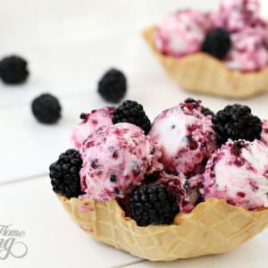 Blackberry Swirl Yogurt Ice Cream