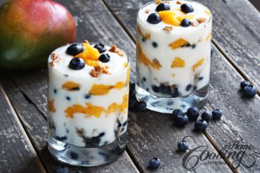 Blueberry and Mango Parfait