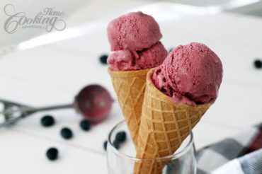 Blueberry and Strawberry Yogurt Ice Cream in cones