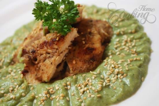 Broccoli Puree with Sesame and Chicken