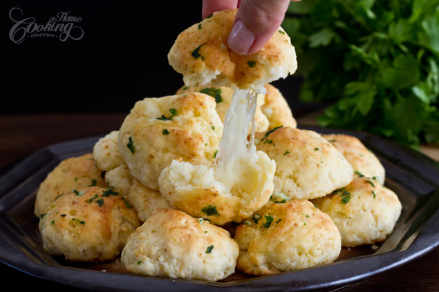 Garlic Cheese Bombs