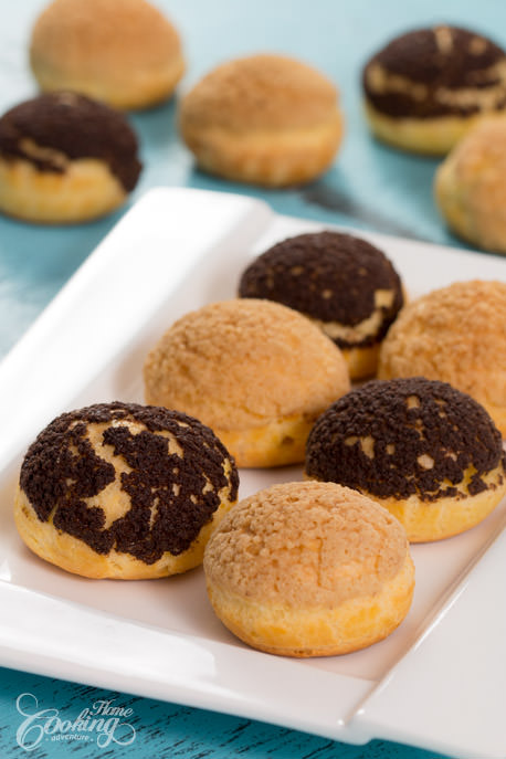 Choux au Craquelin - Crispy Cream Puffs