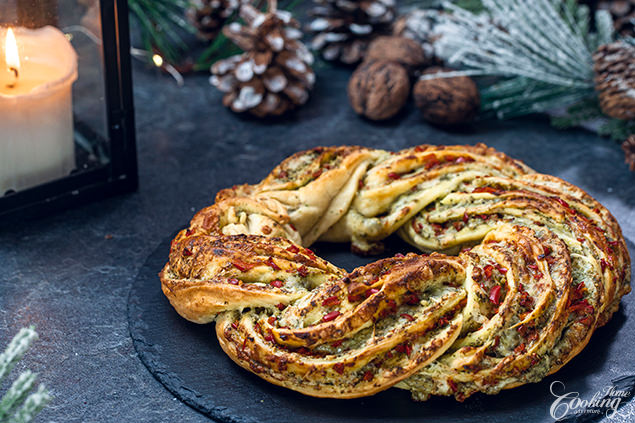 Christmas Wreath - Christmas Braided Bread