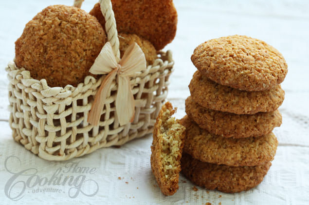 Crispy Coconut Cookies