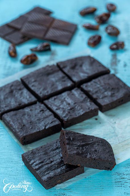 Refined Sugar Free Date Cocoa Brownies Slice