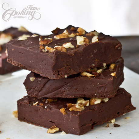 Sweetened Condensed Milk Chocolate Fudge slices