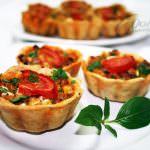 Mini Tarts with Chicken