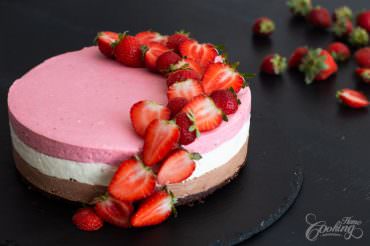 Neapolitan Cheesecake