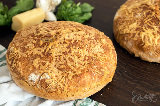 No-Knead Cheese Bread