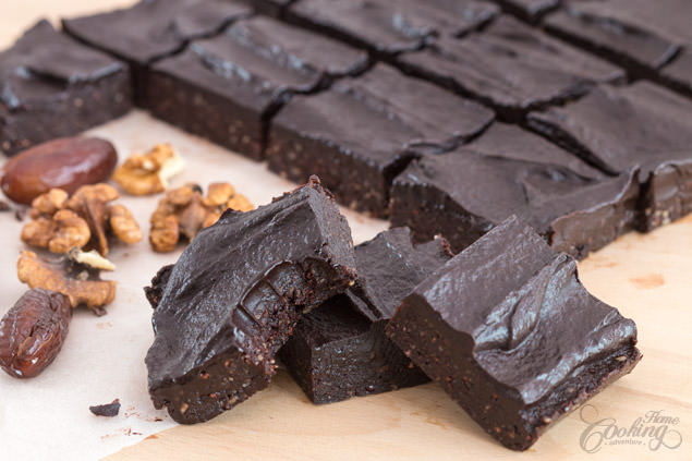 Healthy No-Bake Brownies