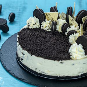 No-Bake White Chocolate Oreo Cheesecake