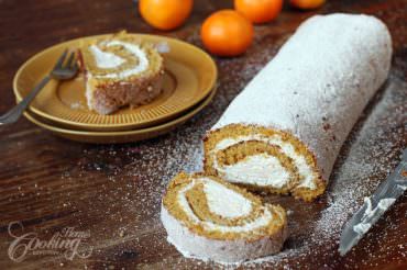 pumpkin roll cake