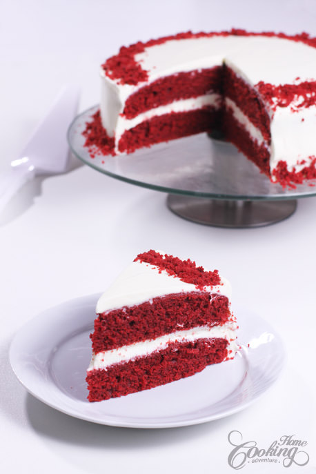Red Velvet Cake vertical