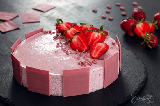 Ruby Chocolate Strawberry Mousse Cake