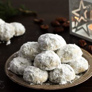 Chocolate Stuffed Snowball Cookies