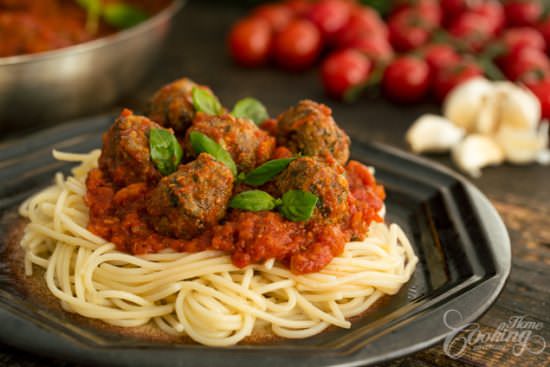 Spaghetti with Baked Meatballs