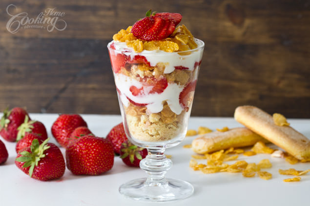 Yogurt Parfait - Simply Home Cooked