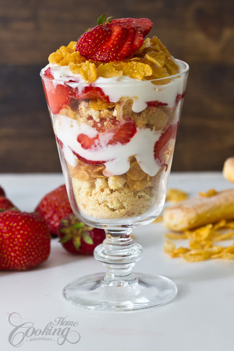 closeup of the Strawberry Parfait