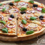 Tuna and Red Onion Pizza