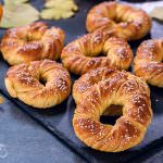 Twisted Pumpkin Bagels