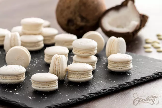 Coconut macarons