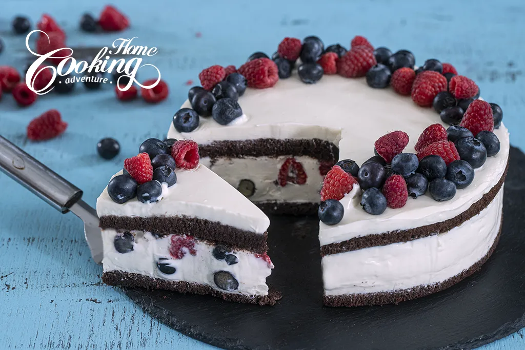 chocolate yogurt berry mousse cake