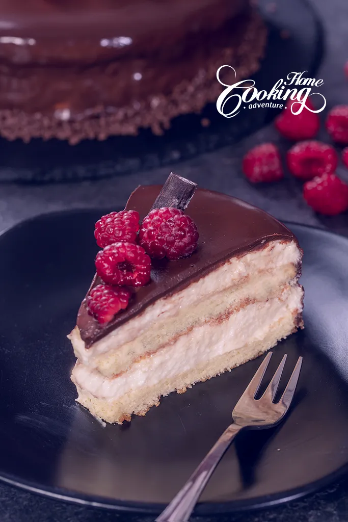 vanilla meringue mousse cake slice