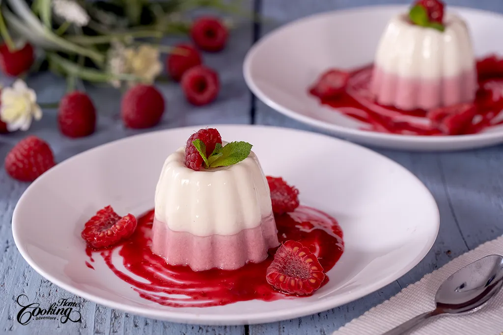 Panna Cotta with Berry Sauce (VIDEO) 