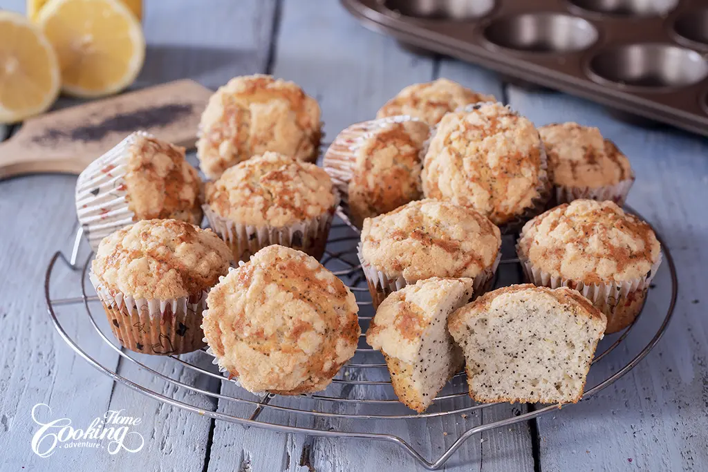 Lemon Poppy Seed Crumble Muffins