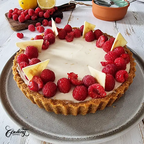 decorate the raspberry pie