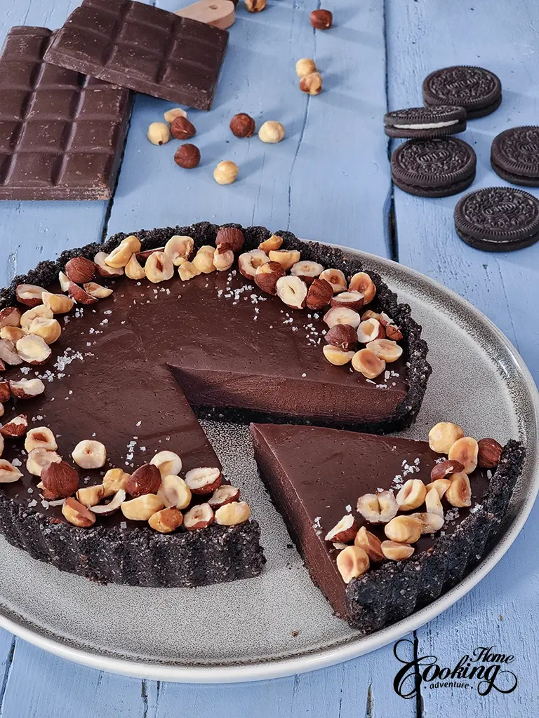 Chocolate Hazelnut Praline Pie - No-Bake Chocolate Pie
