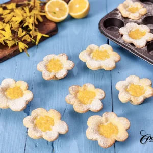 Flower Tarts with white chocolate lemon filling