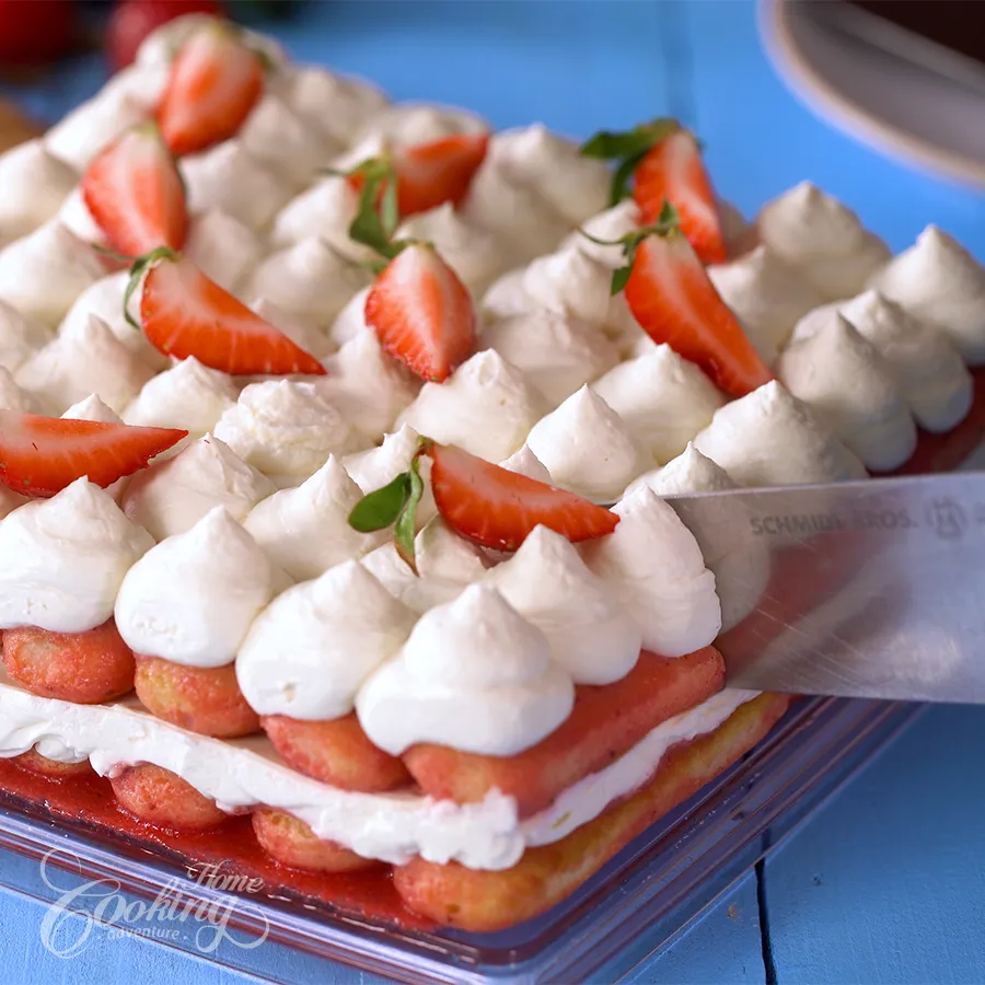 Strawberry Tiramisu - step29