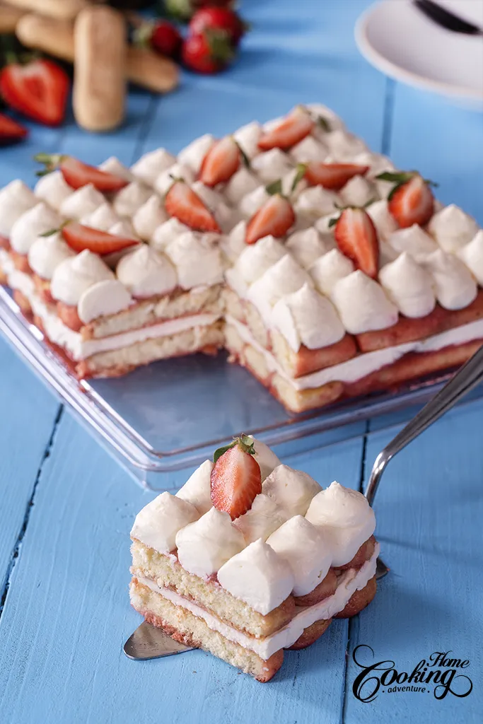 Strawberry Tiramisu - no-bake eggless dessert perfect for spring and summer 