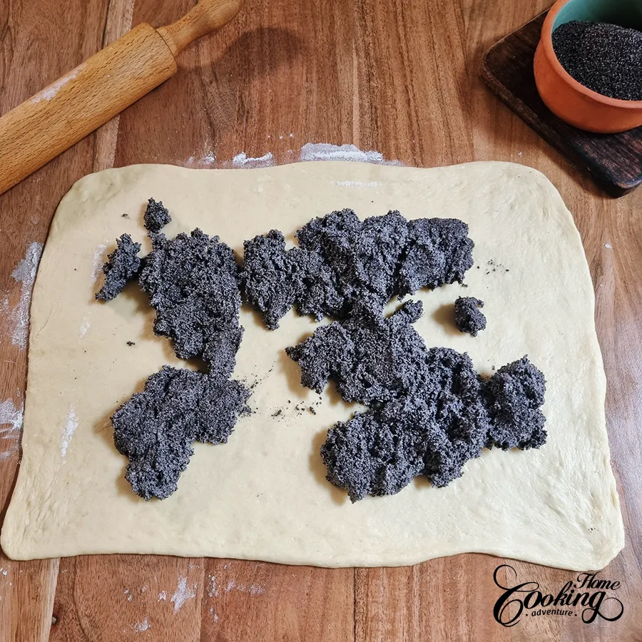 Spread poppy seed filling