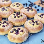 Blueberry Cream Cheese Buns