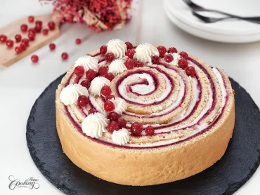 Vanilla Cranberry Vertical Cake - main1