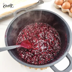 Vanilla Cranberry Vertical Cake - step22