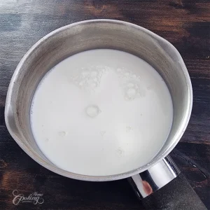 Puff Pastry Apple Tart with Vanilla Pastry Cream - step1