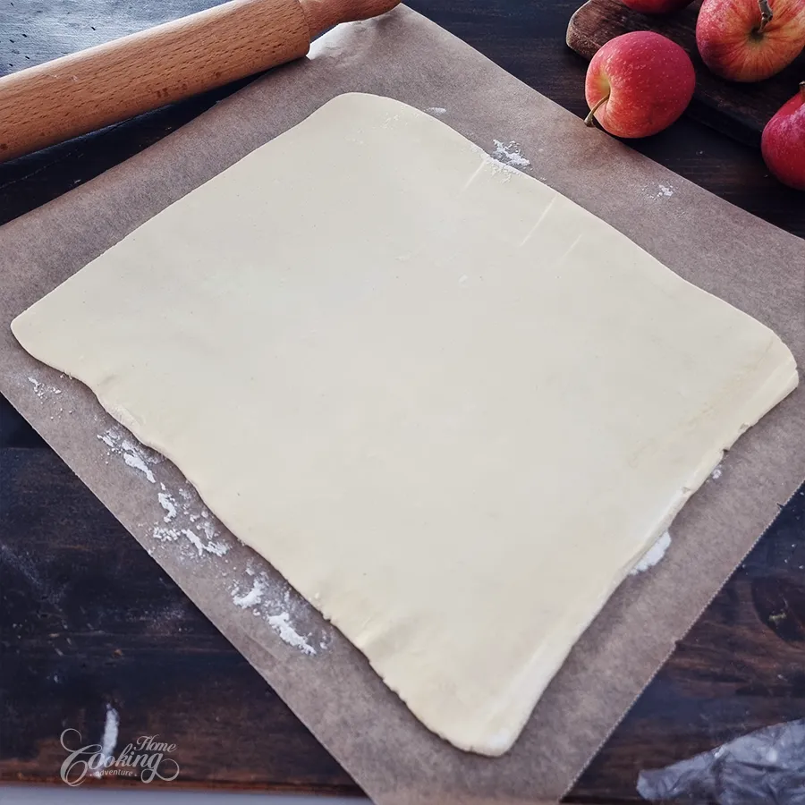 Puff Pastry Apple Tart with Vanilla Pastry Cream - step15